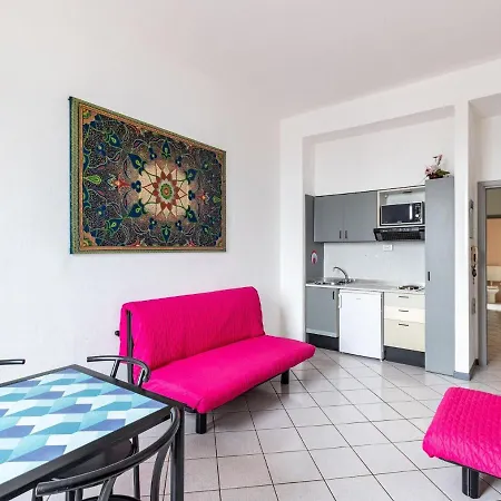 Cozy Mansion Near In Italy Casa vacanze Baveno