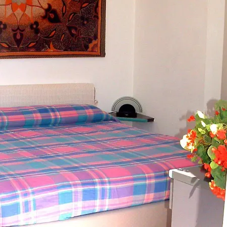 Cozy Mansion Near In Italy Dom wakacyjny Baveno
